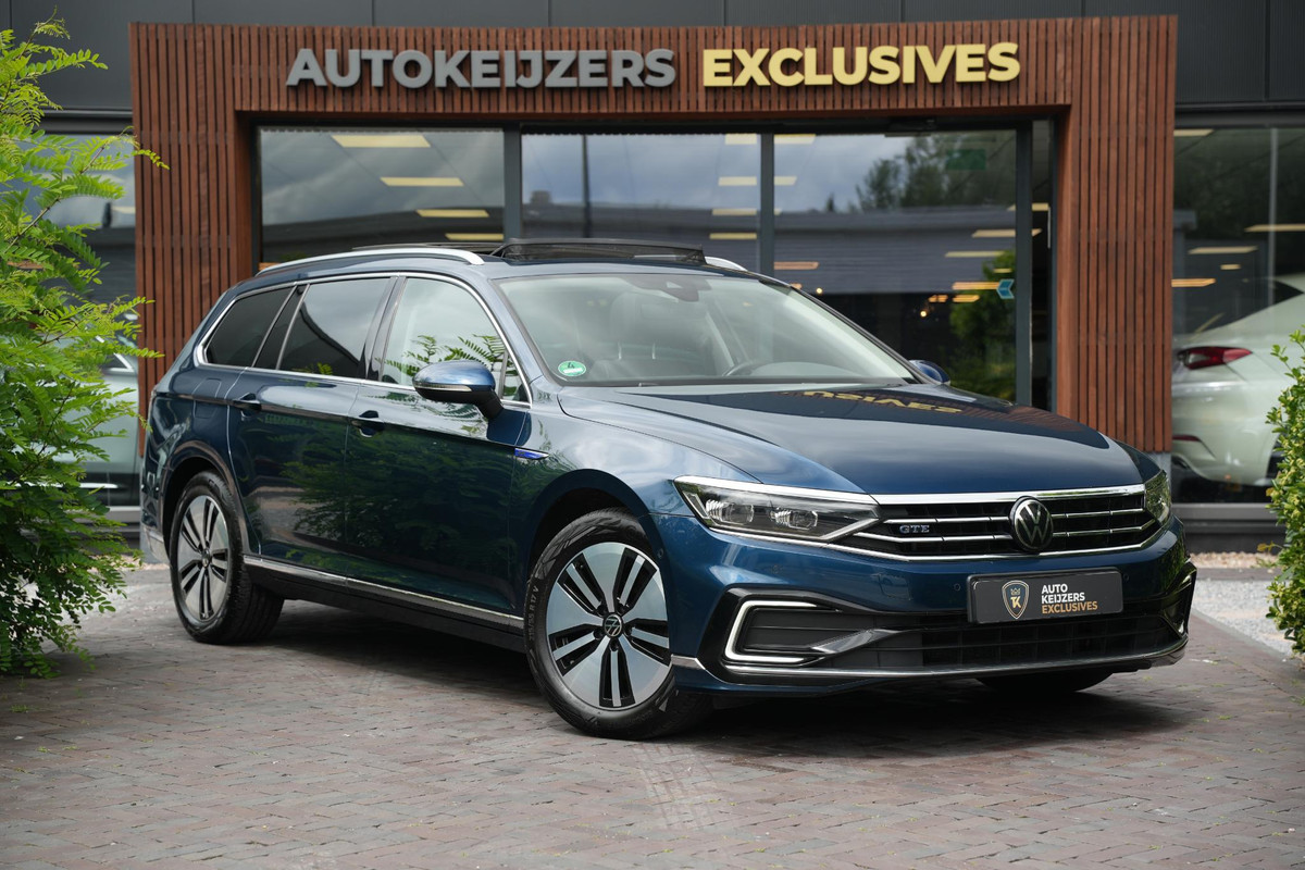 Volkswagen Passat 1.4 TSI PHEV GTE Panoramadak Adapt. Cruise LED Carplay Massage
