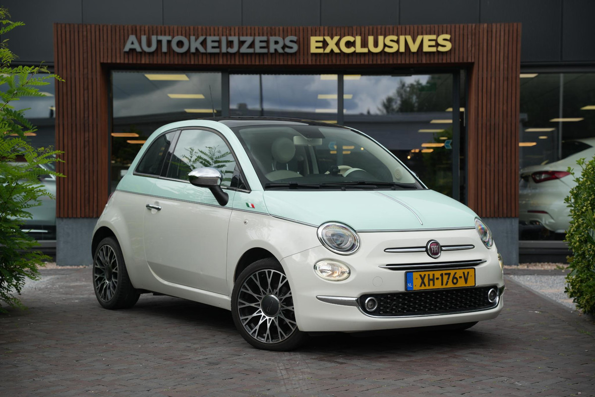 Fiat 500 0.9 TwinAir Turbo Collezione Panoramadak Airco Cruise Uconnect 16”LM Two Tone