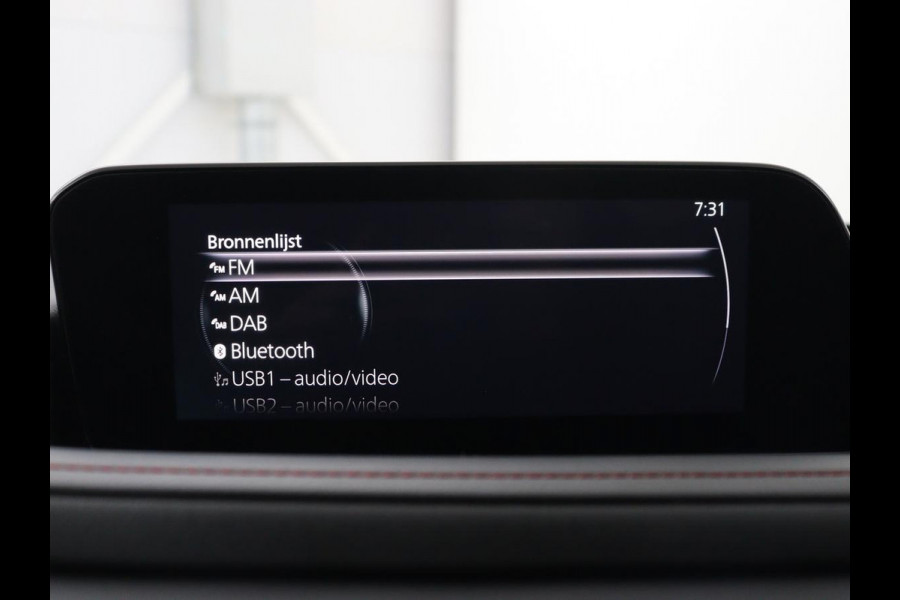 Mazda CX-30 2.0 e-SkyActiv-X M Hybrid Sportive | Stoelverwarming | Head-up | Adaptive cruise | BOSE sound | Carplay | Camera | Park assist |