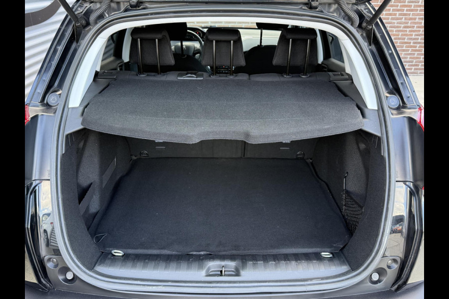 Peugeot 2008 1.2 PureTech Blue Lion 1e Eigenaar|Navi|D-riem vv in 2025|Clima|Cruise|Carplay|Elek Ramen|LM Velgen|PDC|Nieuwe APK bij aflevering
