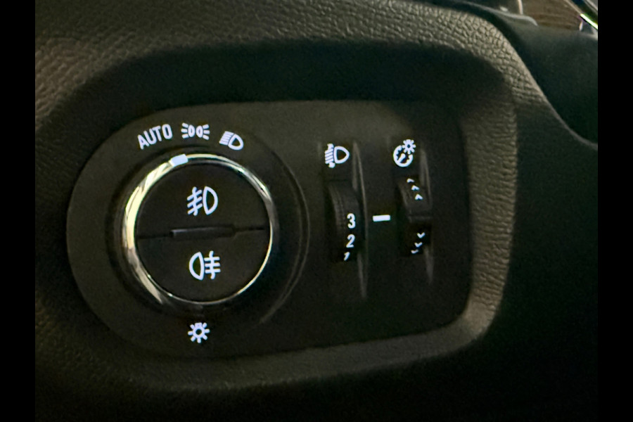 Opel Corsa 1.2 GS Line | Led | Carplay | NAP | Airco