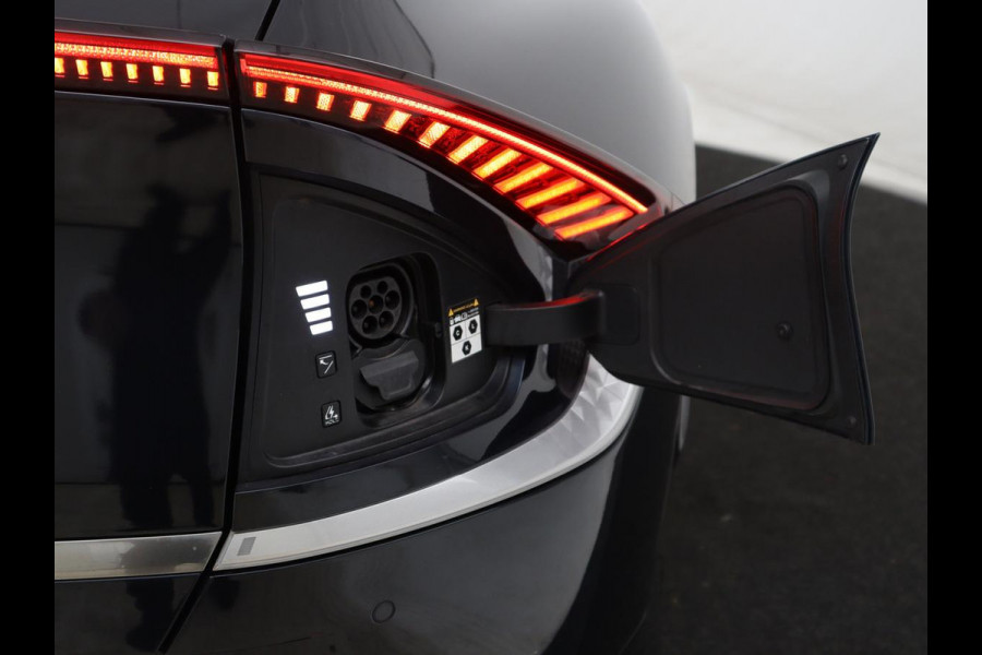 Kia EV6 Plus 77.4 kWh | SOH 94,3% | Leder | Memory | Stuur/stoel verwarming | Stoelventilatie | Adaptive cruise | Lane assist | Carplay | Camera | Park assist | Trekhaak