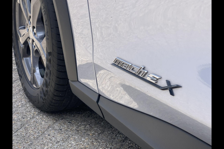 Ford Mustang Mach-E Extended Premium RWD 98 kWh 69.500 KM | SOH95%