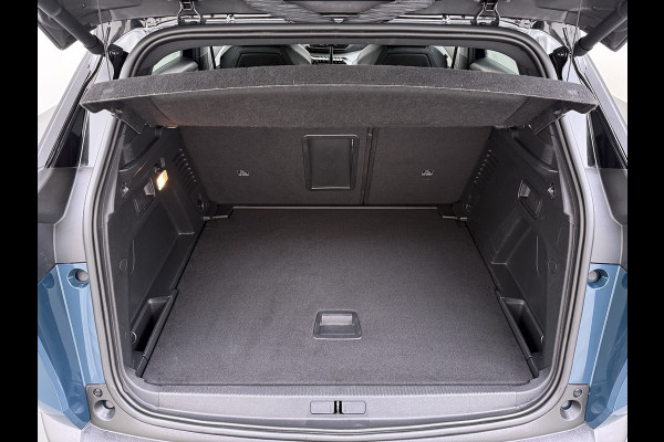Peugeot 3008 131PK Automaat GT Adap.Cruise Stoelverwarming Elek.Achterklep 3D-Navi 360°Camera Apple Carplay Android Auto Ecc Pdc Privacy Glas Lmv Led Connected-Apps Bluetooth Lane Assist Led Dodehoeksensor Voorzien van All-Season banden