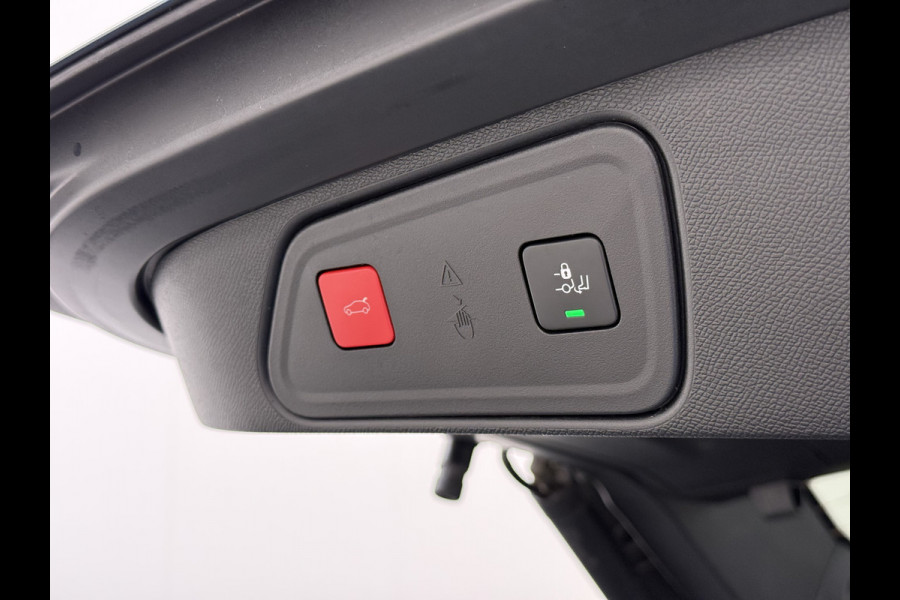 Peugeot 3008 131PK Automaat GT Adap.Cruise Stoelverwarming Elek.Achterklep 3D-Navi 360°Camera Apple Carplay Android Auto Ecc Pdc Privacy Glas Lmv Led Connected-Apps Bluetooth Lane Assist Led Dodehoeksensor Voorzien van All-Season banden