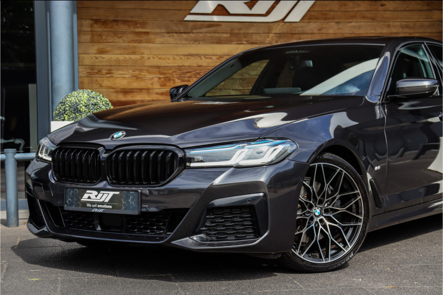 BMW 5 Serie 540i M-Sport **HUD/E.dak/Laserled/Excl.leder**