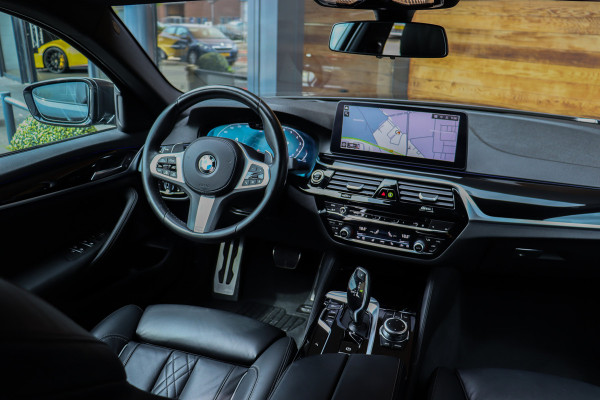 BMW 5 Serie 540i M-Sport **HUD/E.dak/Laserled/Excl.leder**