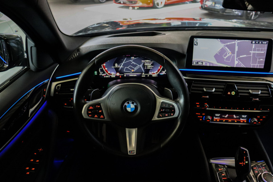 BMW 5 Serie 540i M-Sport **HUD/E.dak/Laserled/Excl.leder**