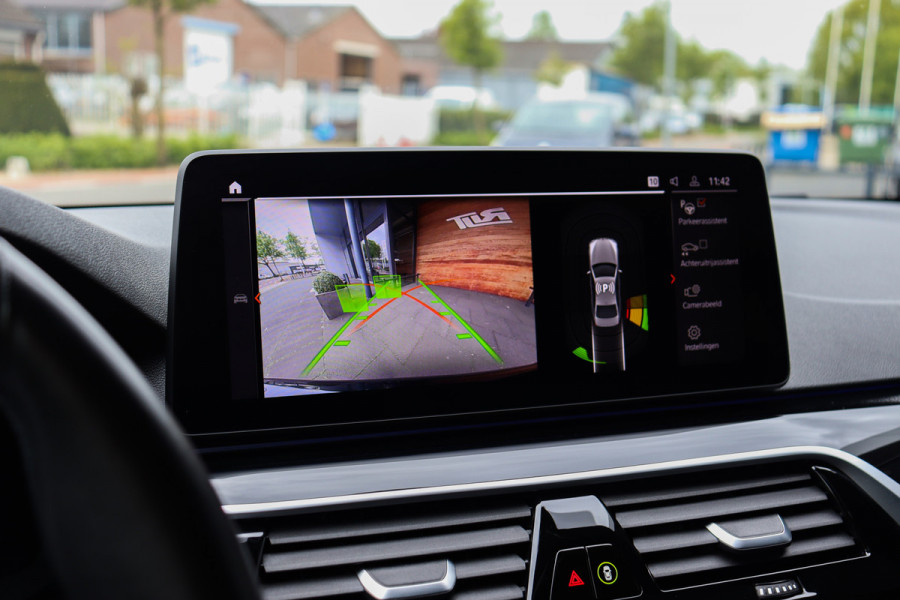 BMW 5 Serie 540i M-Sport **HUD/E.dak/Laserled/Excl.leder**