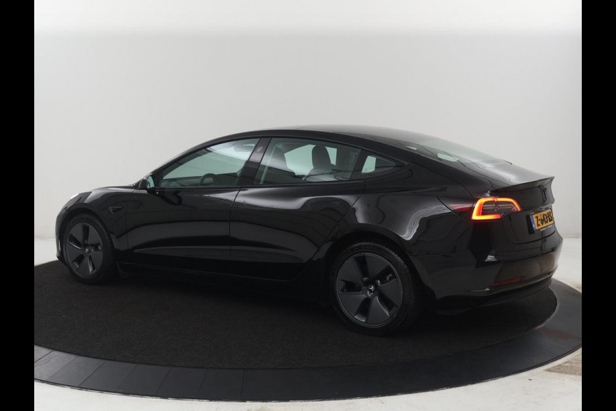 Tesla Model 3 Long Range AWD 75 kWh | SOH 88,8% | Panoramadak | Leder | Memory | Stuur/stoel verwarming | Achterbank verwarming | Adaptive cruise | Climate control