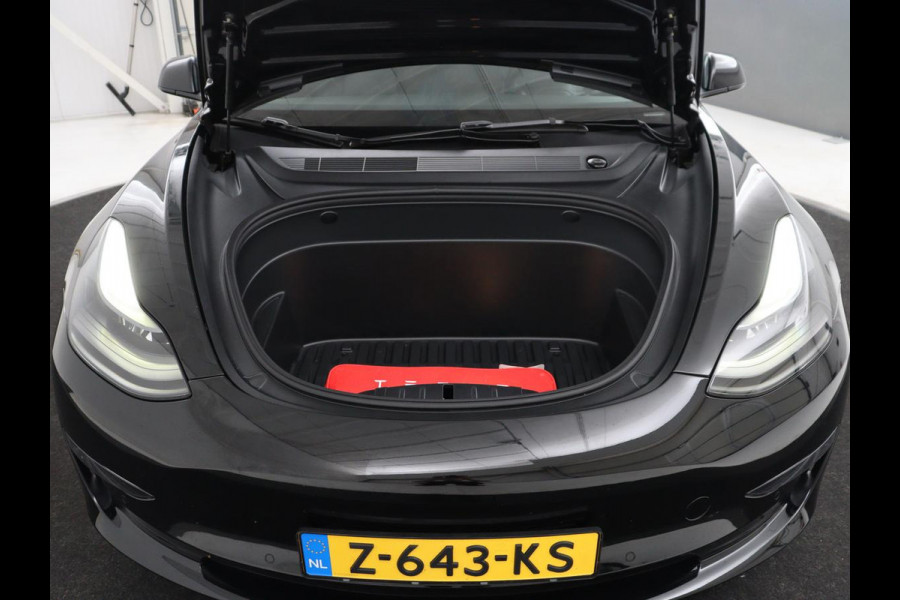 Tesla Model 3 Long Range AWD 75 kWh | SOH 88,8% | Panoramadak | Leder | Memory | Stuur/stoel verwarming | Achterbank verwarming | Adaptive cruise | Climate control