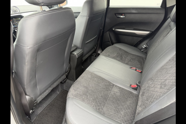Suzuki Vitara 1.5 Hybrid Style AUTOMAAT/TREKHAAK/CAMERA/ADAPTIVE C.C./DAB etc.