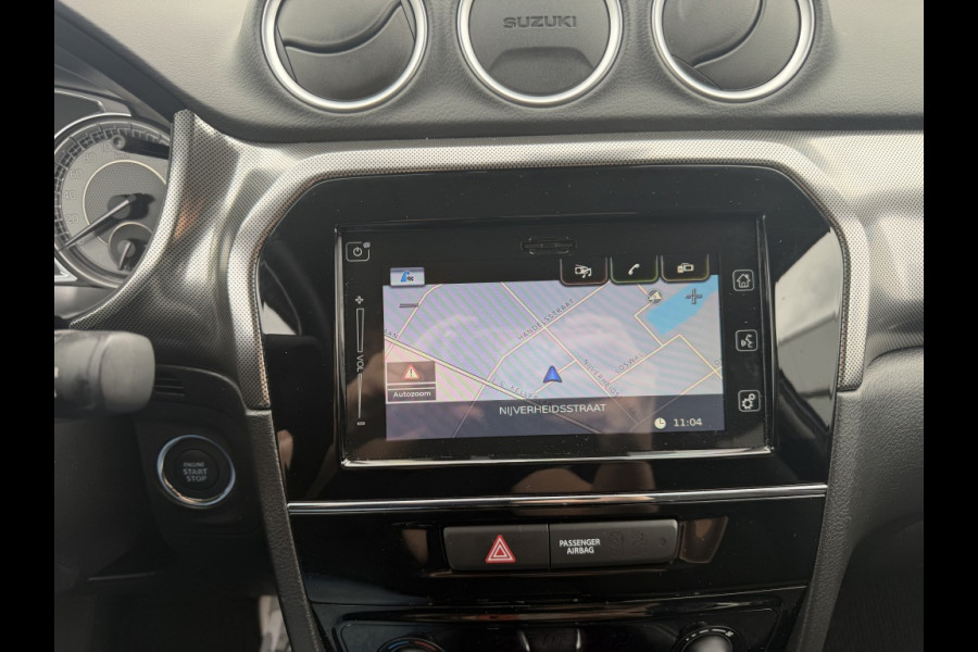 Suzuki Vitara 1.5 Hybrid Style AUTOMAAT/TREKHAAK/CAMERA/ADAPTIVE C.C./DAB etc.