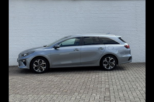 Kia Ceed Sportswagon 1.4 T-GDi DynamicLine Dealeronderhouden Cruise control Climate control Navigatie Apple / Android Trekhaak
