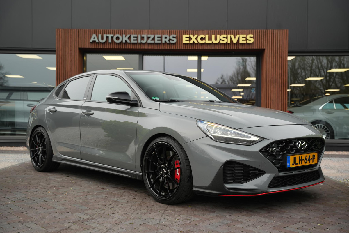 Hyundai i30 Fastback 2.0 N Schaalstoelen Stoelverw. Airco Navi