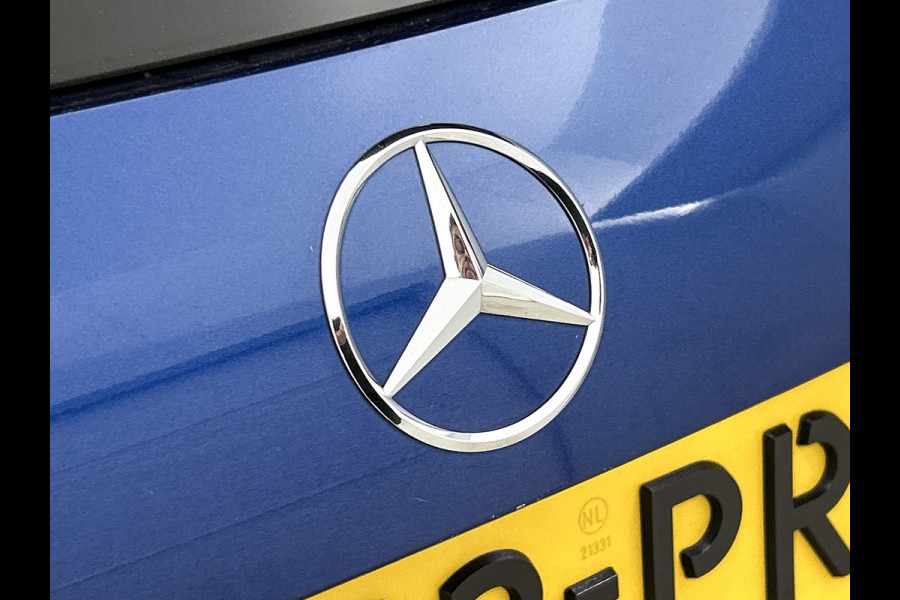 Mercedes-Benz GLA 250 e Star Edition AMG Line | Stoelverwarming, Achteruitrijcamera, Parkeersensoren, Metallic lak, AMG Line, Keyless Entry 19 inch Inclusief 24 maanden MB Certified garantie voor Europa.