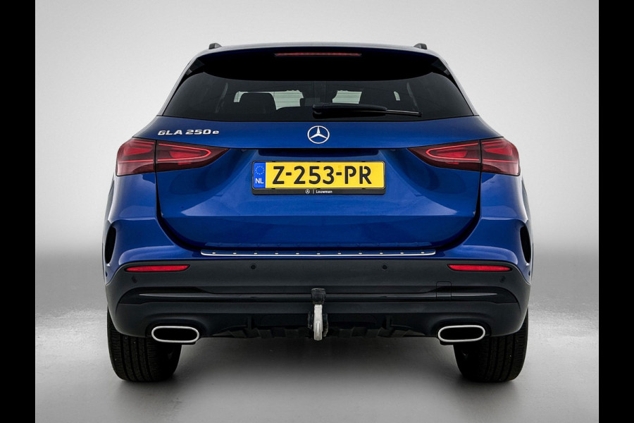 Mercedes-Benz GLA 250 e Star Edition AMG Line | Stoelverwarming, Achteruitrijcamera, Parkeersensoren, Metallic lak, AMG Line, Keyless Entry 19 inch Inclusief 24 maanden MB Certified garantie voor Europa.