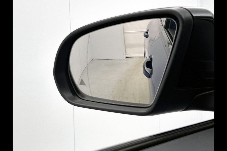 Mercedes-Benz GLA 250 e Star Edition AMG Line | Stoelverwarming, Achteruitrijcamera, Parkeersensoren, Metallic lak, AMG Line, Keyless Entry 19 inch Inclusief 24 maanden MB Certified garantie voor Europa.