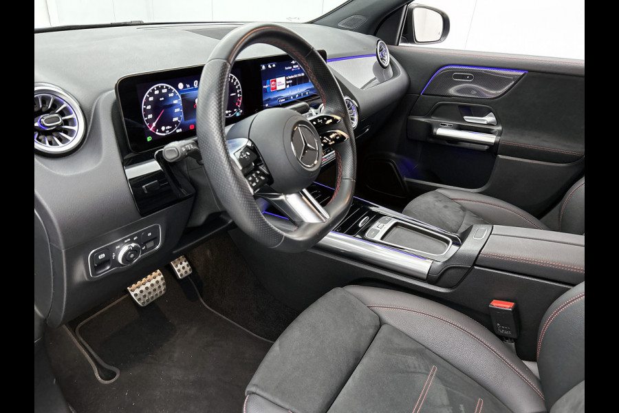 Mercedes-Benz GLA 250 e Star Edition AMG Line | Stoelverwarming, Achteruitrijcamera, Parkeersensoren, Metallic lak, AMG Line, Keyless Entry 19 inch Inclusief 24 maanden MB Certified garantie voor Europa.