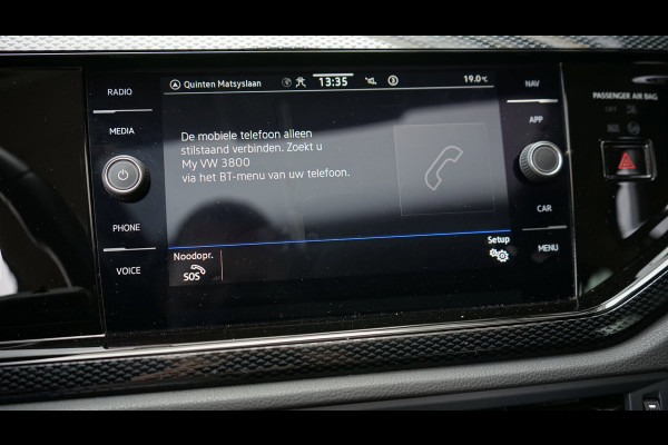 Volkswagen Polo 1.0 TSI AUTOMAAT 110 Pk |CARPLAY|CLIMA|DAB|FABRIEKSGARANTIE|NAVIGATIE|PANORAMA|PDC|STOELVERWARMING|TREKHAAK