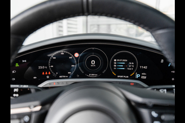 Porsche Taycan 4S Performance Boost 93 kWh | PANORAMA | SPORTCHRONO | 21" | BOSE