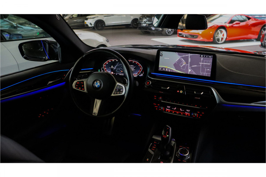 BMW 5 Serie 540i M-Sport **HUD/E.dak/Laserled/Excl.leder**