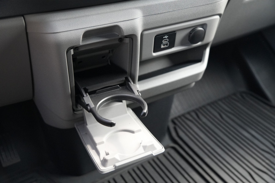 Ford Transit Custom 320 2.0 TDCI L1H1 Trend 170pk - 1 + 1 Stoel - Trekhaak - Blindspot - ACC - Navi - Rijklaar