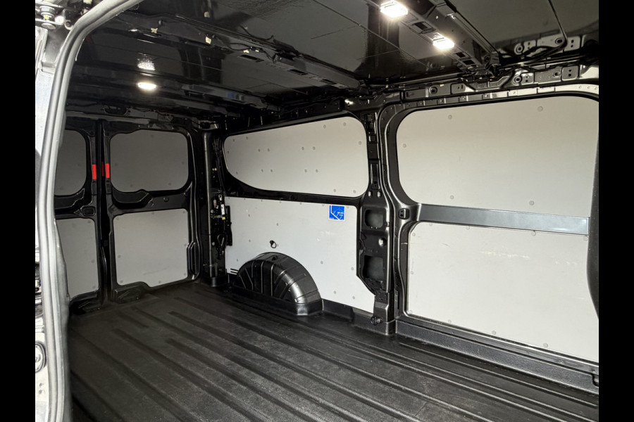 Ford Transit Custom 320 2.0 TDCI L2H1 Sport AWD 4x4 170 PK | Camera | Dode Hoek | Trekhaak | Elek. Verst. Stoelen