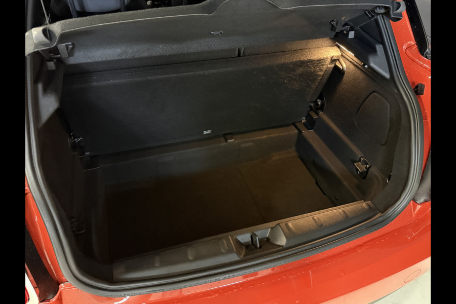 MINI 5-deurs 1.5 Cooper Pepper | Keyless | Dealeronderhouden | All-Season