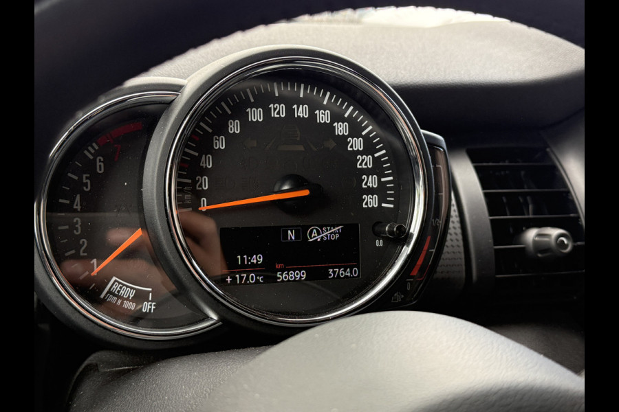 MINI 5-deurs 1.5 Cooper Pepper | Keyless | Dealeronderhouden | All-Season