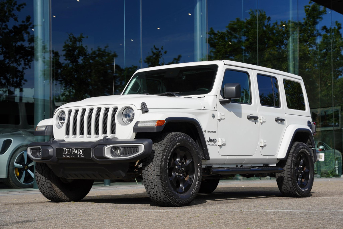 Jeep Wrangler 3.6 Sahara / 57 D.Km / Zwart Leder / Side Steps
