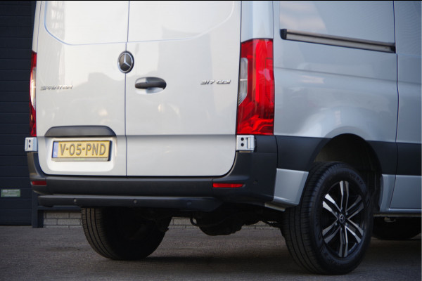 Mercedes-Benz Sprinter 317 1.9 CDI L1H1 RWD AUT. LED, ADAPT. CRUISE, MBUX 10'', GEV. STOEL, CAMERA, NAVI, CLIMA, VOORRUITVERWARMING