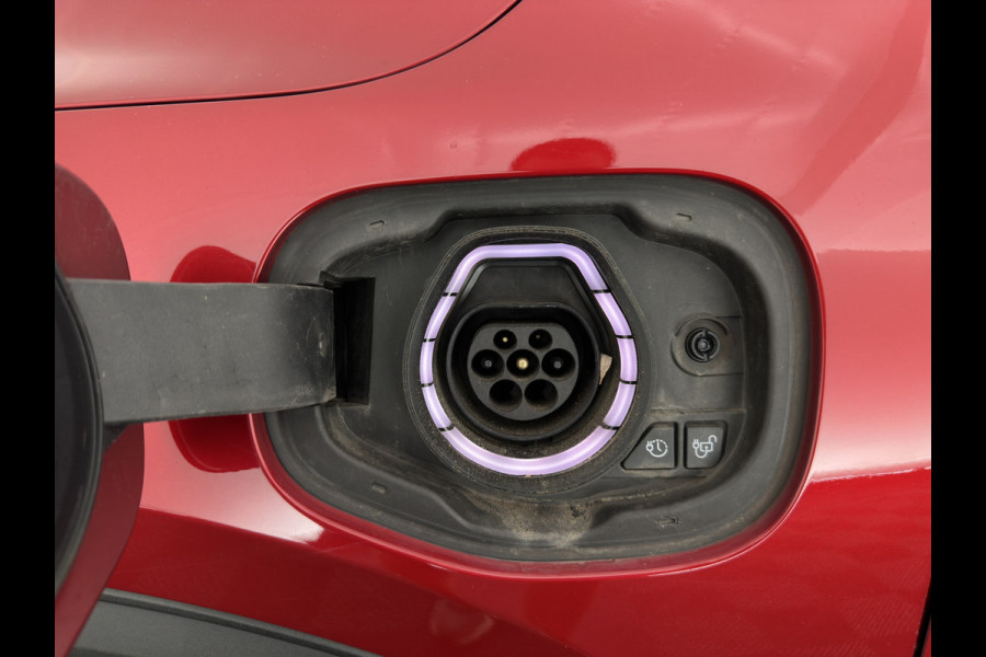 Ford Kuga 2.5 PHEV Titanium (Plug-in) (INCL-BTW) *DIGI-COCKPIT | ADAPTIVE-CRUISE | BLINDSPOT | PARK-PILOT | CAMERA | NAVI-FULLMAP | HEATED-COMFORTSEATS | ECC | CARPLAY | PDC | DAB | LANE-ASSIST | TOWBAR | 18''ALU*