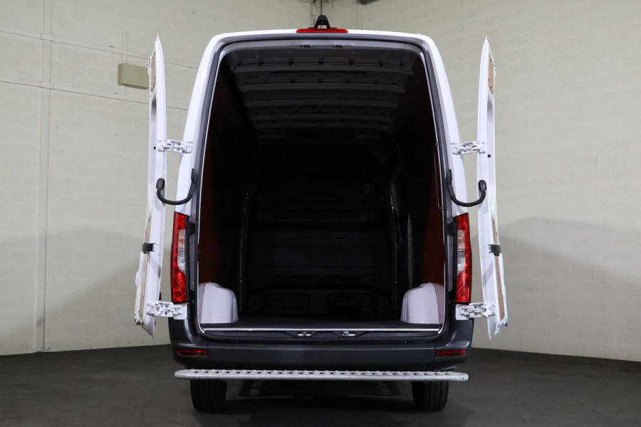 Mercedes-Benz eSprinter 314 L3 H2 Navigatie Camera 270gr deuren Opstap