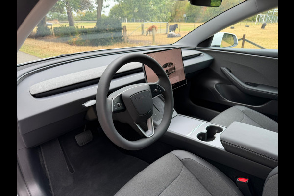Tesla Model 3 RWD 60 kWh | Self Driving + Camera + Stoelvw Nu € 39.975,-!!!