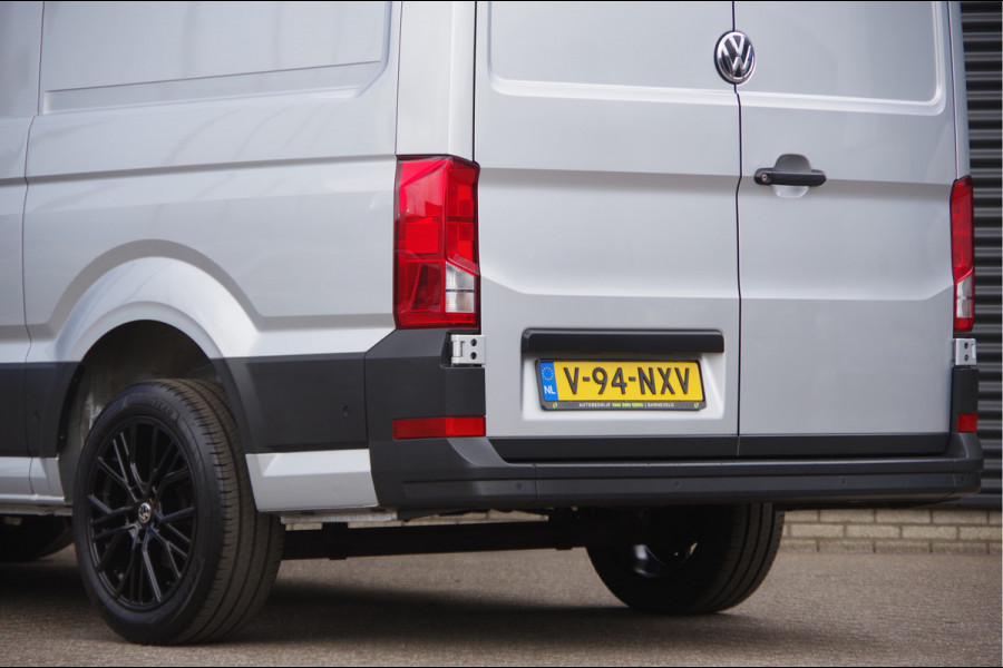 Volkswagen Crafter 2.0 TDI L3H3(L2H2) 3-ZITS, AUT. STOELVERWARMING, CRUISE, CAMERA, AIRCO, CARPLAY, PARKEERSENSOREN