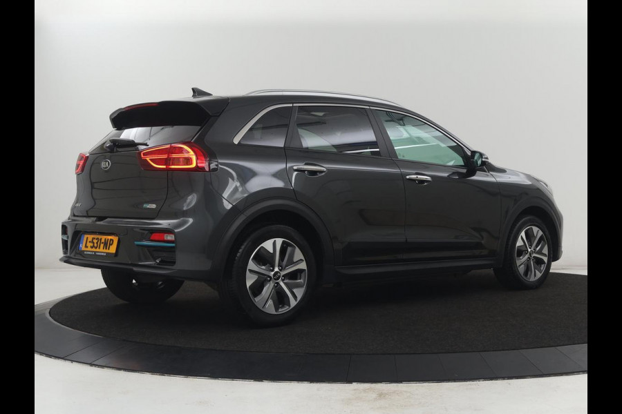 Kia e-Niro DynamicPlusLine 64 kWh Pano| Clima | Half Leder | SOH 94.9% Pano| Clima | Half Leder | SOH 94.9% | Navi | Camera | Stoelverwarming | DAB+ | Carplay