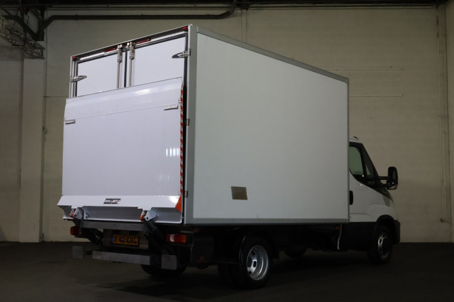 Iveco Daily 35C14 Automaat Koelwagen Bakwagen met Laadklep