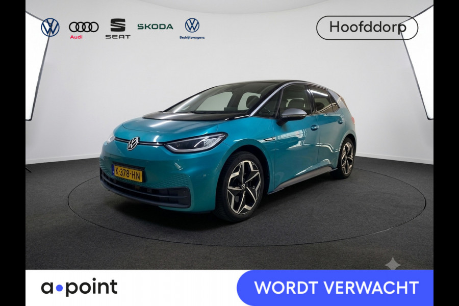 Volkswagen ID.3 First Plus 58 kWh 204 pk | Navigatie | Trekhaak (afneembaar) | Parkeersensoren | Achteruitrijcamera | Matrix LED koplampen | Keyless |