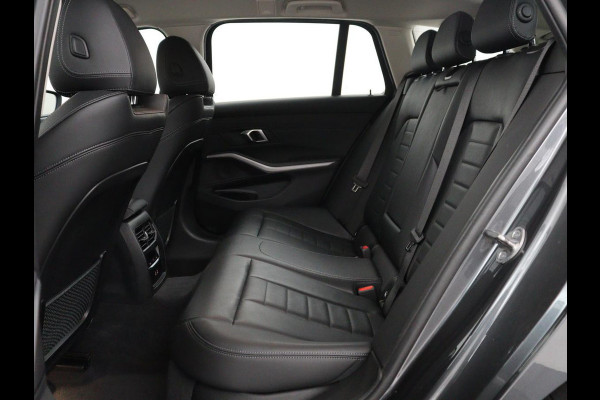 BMW 3 Serie Touring 320e Business Edition Plus | SOH 90% | Leder | Stoelverwarming | Carplay | Cruise control | Climate control | Elektrische achterklep | Park assist | PHEV