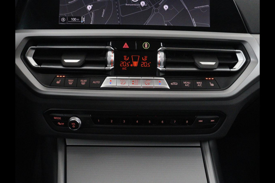 BMW 3 Serie Touring 320e Business Edition Plus | SOH 90% | Leder | Stoelverwarming | Carplay | Cruise control | Climate control | Elektrische achterklep | Park assist | PHEV