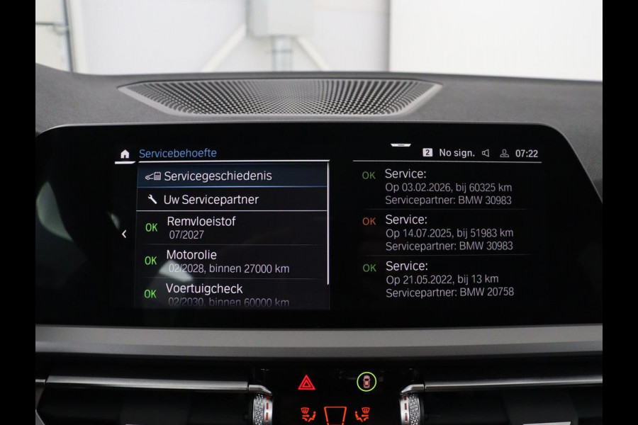 BMW 3 Serie Touring 320e Business Edition Plus | SOH 90% | Leder | Stoelverwarming | Carplay | Cruise control | Climate control | Elektrische achterklep | Park assist | PHEV