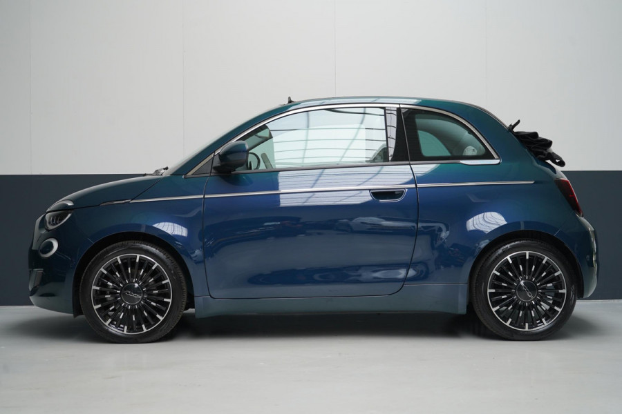 Fiat 500C La Prima 42 kWh | SoH 96,8% | Leder | Lm velgen | Navigatie | Carplay | Stoelverwarming