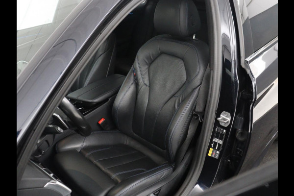 BMW 5 Serie Touring 530e Business Edition Plus | SOH 90% | Panoramadak | Harman/Kardon | Leder | Stoel & stuurverwarming | Achterbank verwarming | Adaptive cruise | Camera | Carplay | Trekhaak |