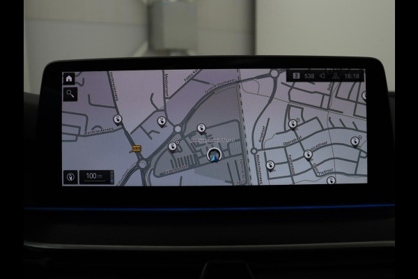BMW 5 Serie Touring 530e Business Edition Plus | SOH 90% | Panoramadak | Harman/Kardon | Leder | Stoel & stuurverwarming | Achterbank verwarming | Adaptive cruise | Camera | Carplay | Trekhaak |