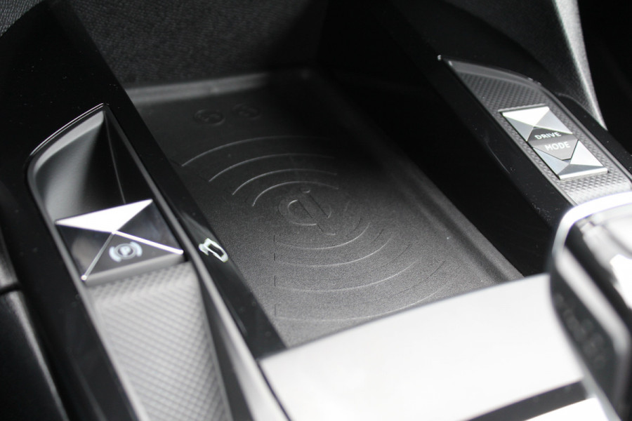 DS DS 3 Crossback E-Tense Performance Line 50 kWh 93% SOH | Blis | Camera | Stoelverwarming | Navigatie