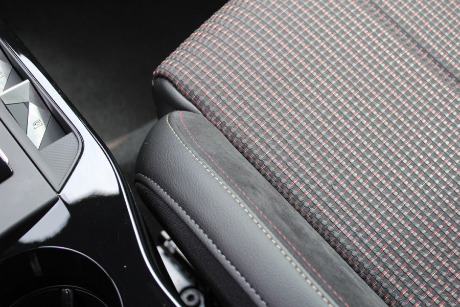 DS DS 3 Crossback E-Tense Performance Line 50 kWh 93% SOH | Blis | Camera | Stoelverwarming | Navigatie