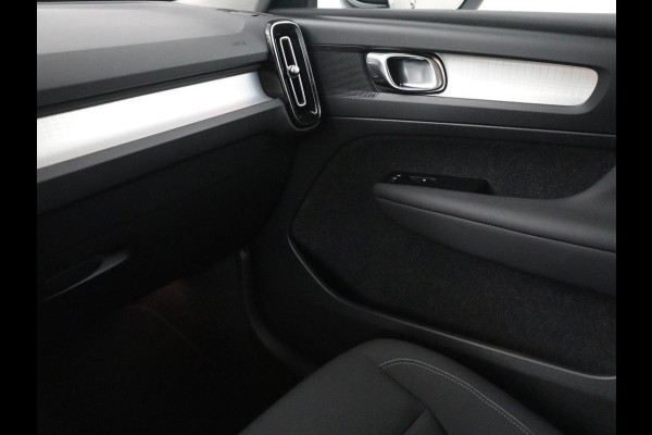 Volvo XC40 1.5 T5 Recharge Momentum Aut. Navi | Virtual display | SOH 89.7% |  Cruise Control | Stoelverwarming | Camera | Trekhaak | Stuurverwarming | DAB+ | Carplay