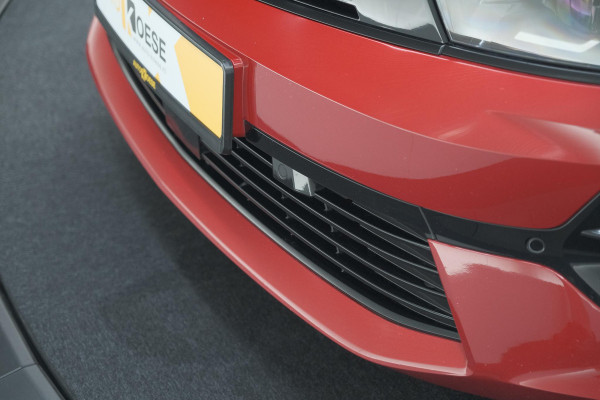 Opel Astra 1.6 Plug-in Hybrid GS Line | Head-up display | Dodehoekdetectie | Adaptieve Cruise control | AGR Stoelen