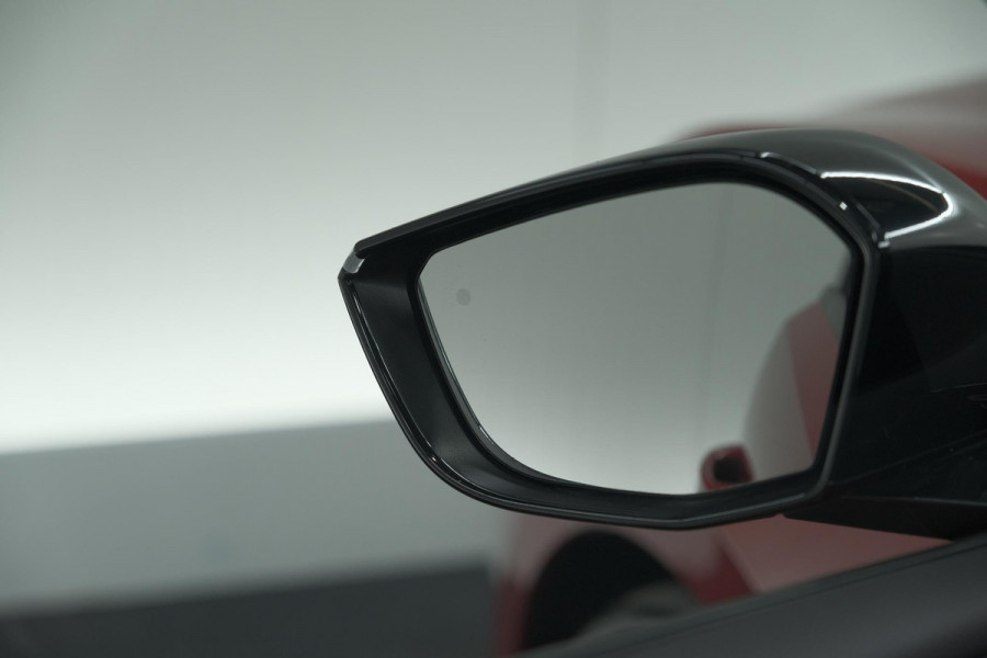 Opel Astra 1.6 Plug-in Hybrid GS Line | Head-up display | Dodehoekdetectie | Adaptieve Cruise control | AGR Stoelen